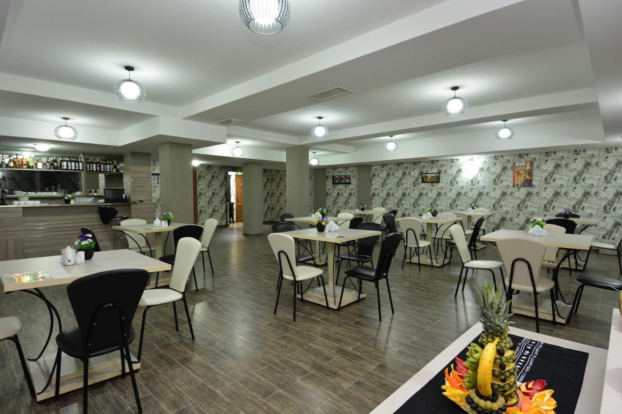 Granada Hotel And Restaurant Tbilisi Luaran gambar