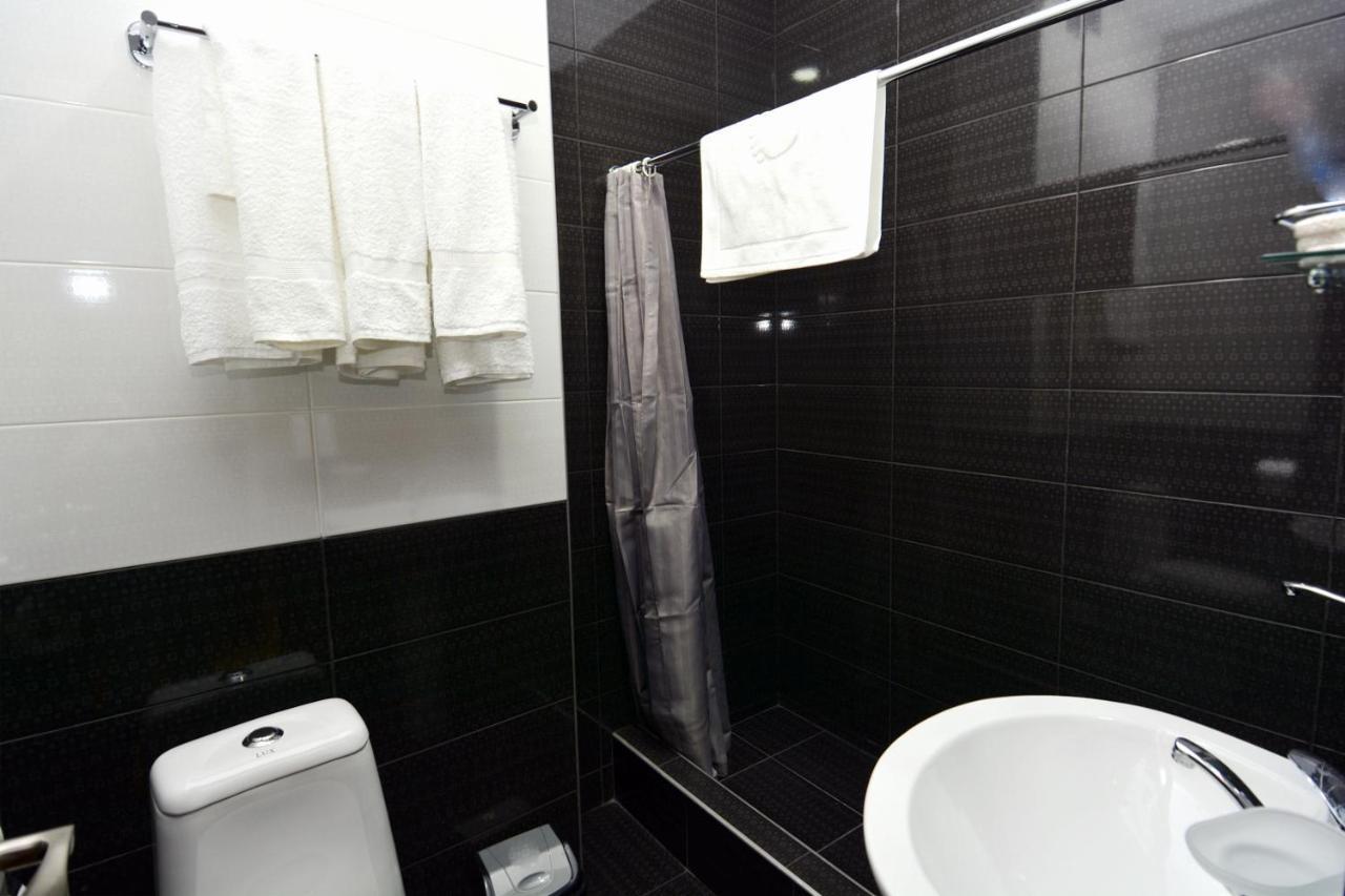 Granada Hotel And Restaurant Tbilisi Luaran gambar