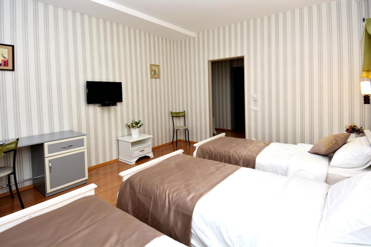 Granada Hotel And Restaurant Tbilisi Luaran gambar